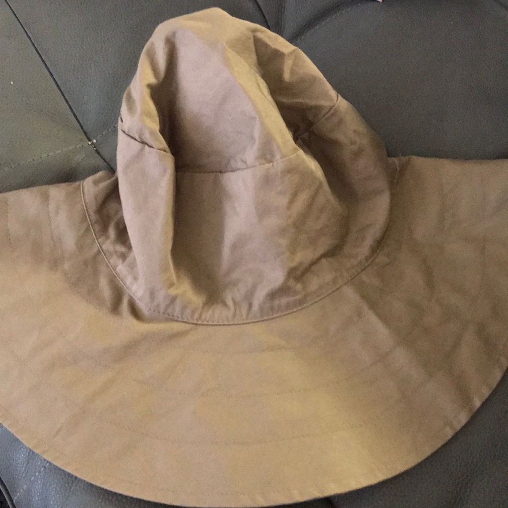 Banana Republic tan floppy sun hat new